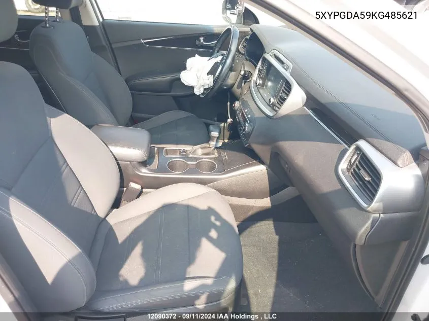 5XYPGDA59KG485621 2019 Kia Sorento