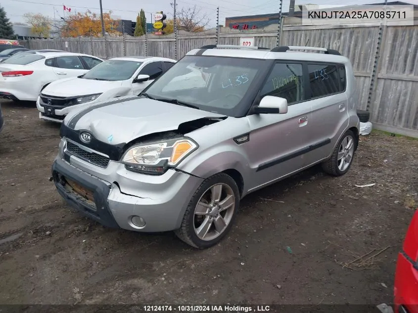 2010 Kia Soul VIN: KNDJT2A25A7085711 Lot: 12124174