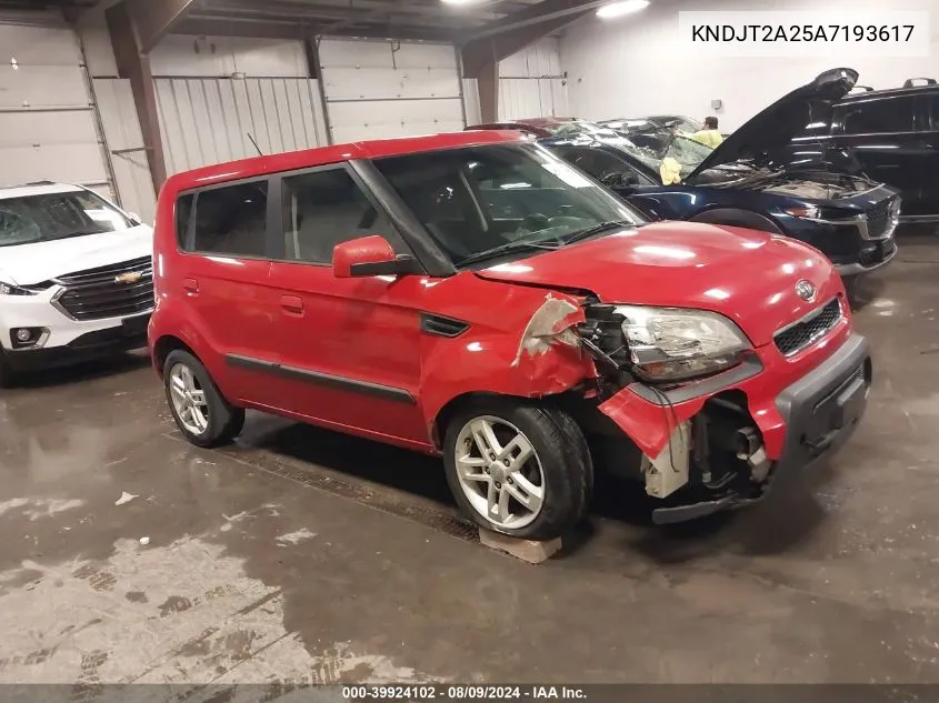 2010 Kia Soul + VIN: KNDJT2A25A7193617 Lot: 39924102