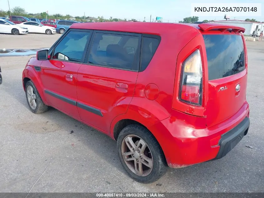 2010 Kia Soul + VIN: KNDJT2A26A7070148 Lot: 40057410