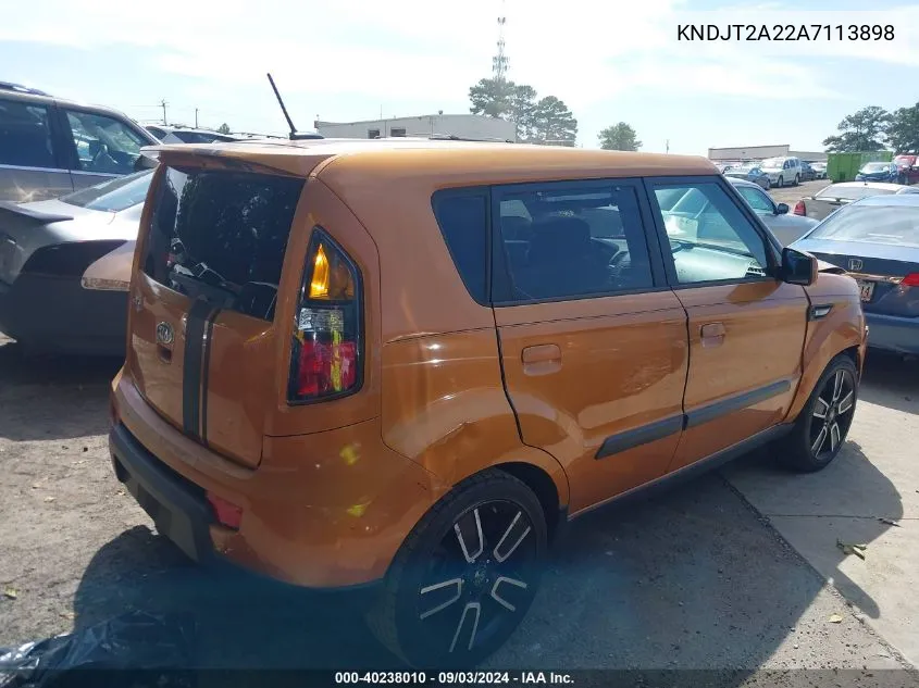 2010 Kia Soul + VIN: KNDJT2A22A7113898 Lot: 40238010