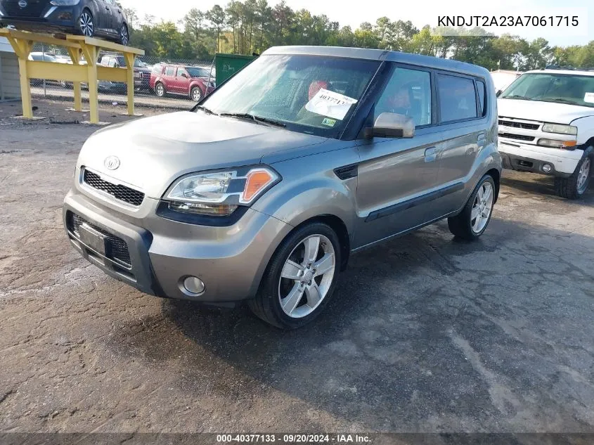 2010 Kia Soul ! VIN: KNDJT2A23A7061715 Lot: 40377133