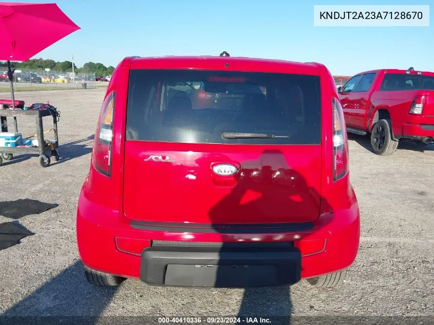 2010 Kia Soul +/!/Sport VIN: KNDJT2A23A7128670 Lot: 40410336