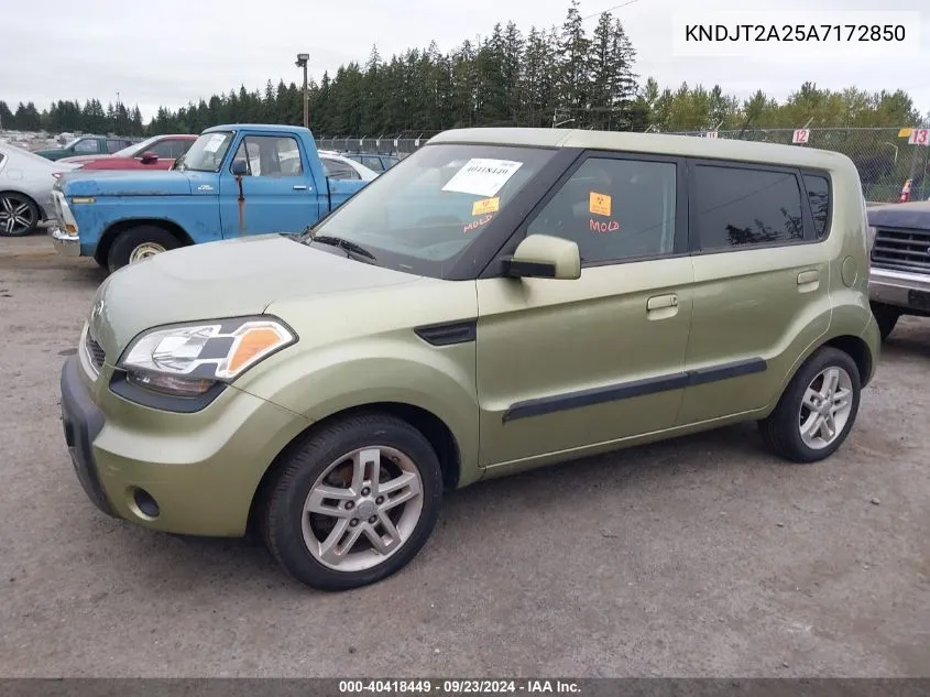 2010 Kia Soul + VIN: KNDJT2A25A7172850 Lot: 40418449