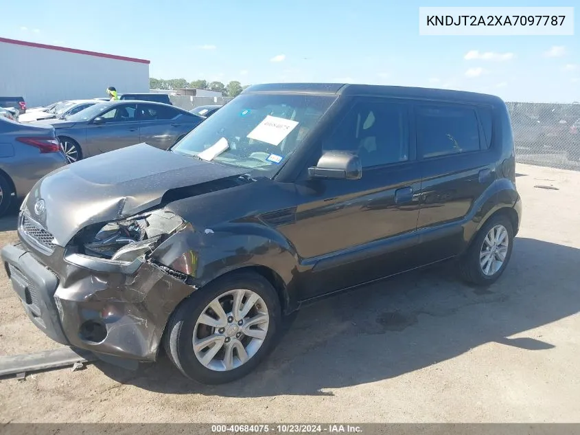 2010 Kia Soul ! VIN: KNDJT2A2XA7097787 Lot: 40684075