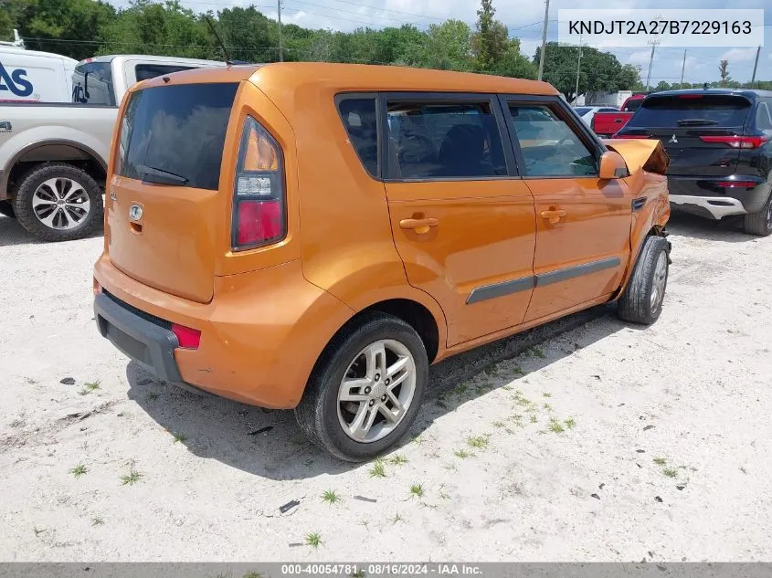 2011 Kia Soul + VIN: KNDJT2A27B7229163 Lot: 40054781