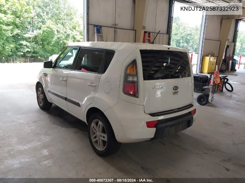 2011 Kia Soul + VIN: KNDJT2A25B7332923 Lot: 40072307