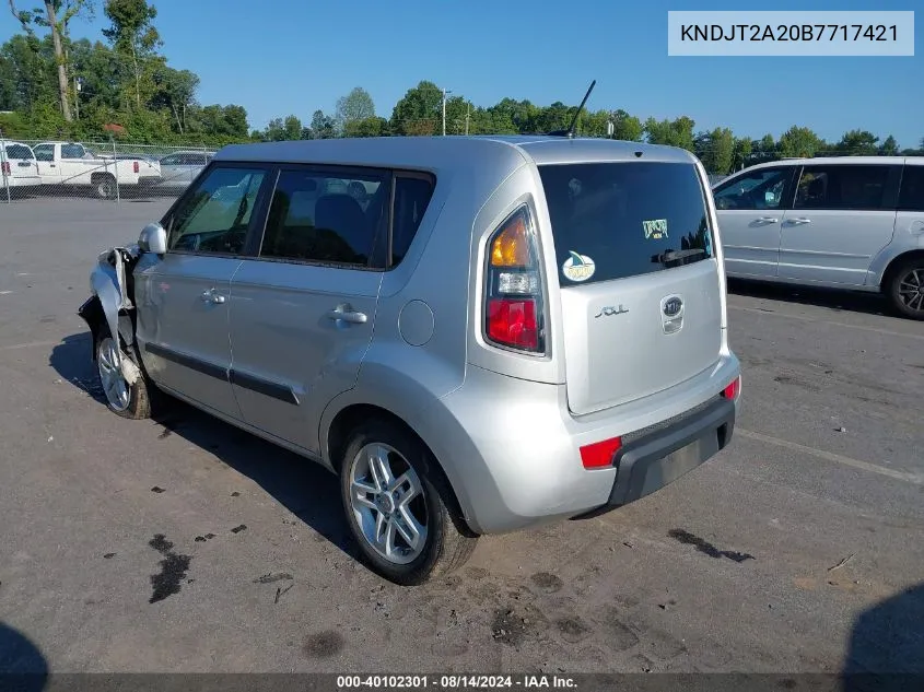 KNDJT2A20B7717421 2011 Kia Soul +