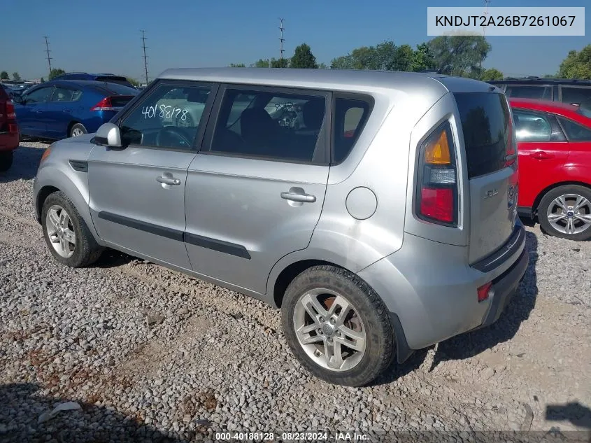 KNDJT2A26B7261067 2011 Kia Soul +