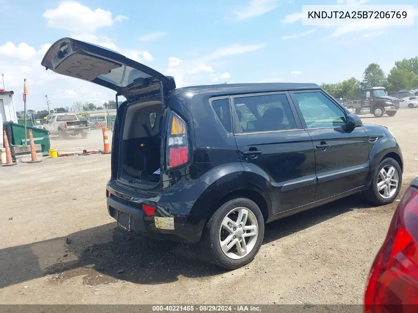 KNDJT2A25B7206769 2011 Kia Soul +