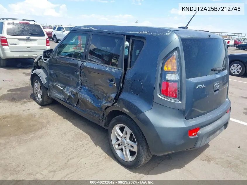 2011 Kia Soul + VIN: KNDJT2A25B7212748 Lot: 40232842