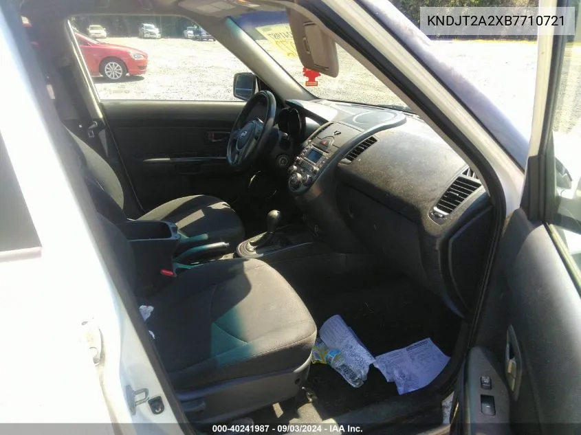 KNDJT2A2XB7710721 2011 Kia Soul +