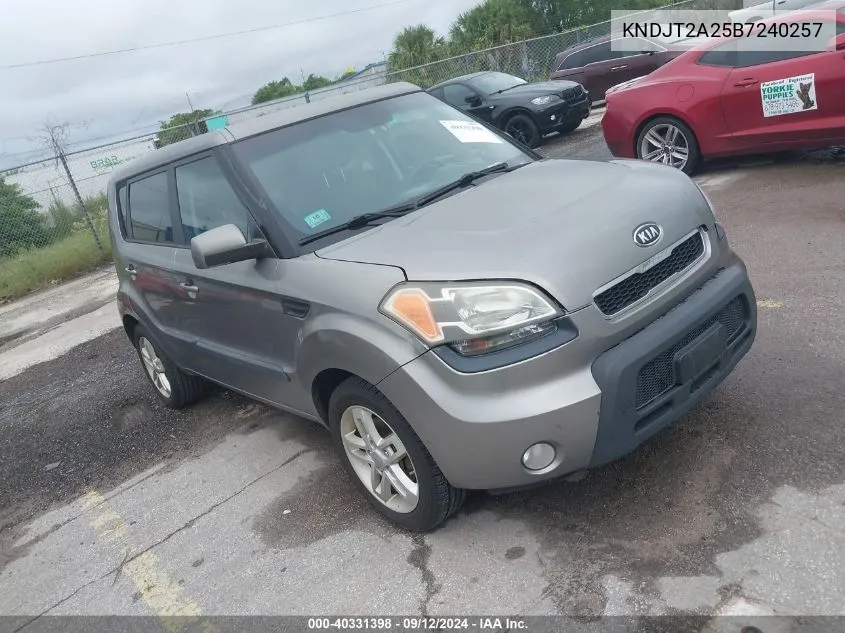 KNDJT2A25B7240257 2011 Kia Soul +/!/Sport