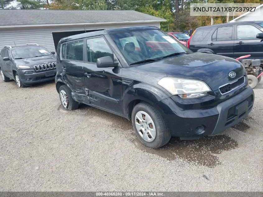 2011 Kia Soul VIN: KNDJT2A1XB7237927 Lot: 40365280