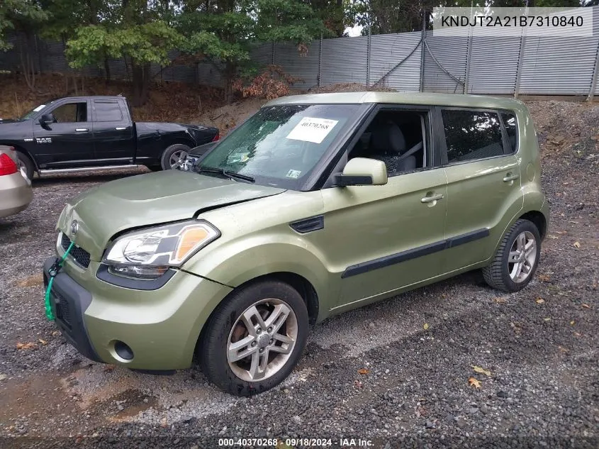 2011 Kia Soul +/!/Sport VIN: KNDJT2A21B7310840 Lot: 40370268