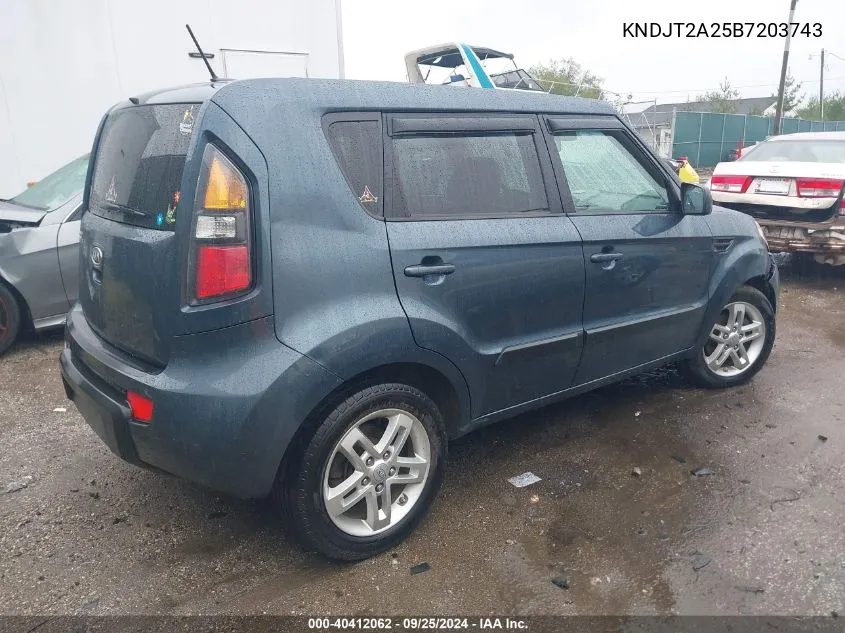 2011 Kia Soul + VIN: KNDJT2A25B7203743 Lot: 40412062