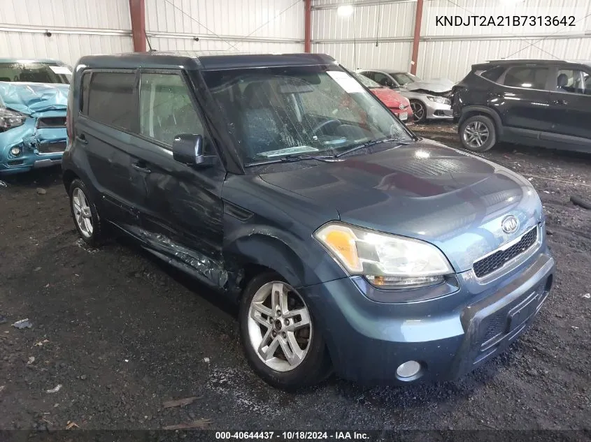 2011 Kia Soul + VIN: KNDJT2A21B7313642 Lot: 40644437