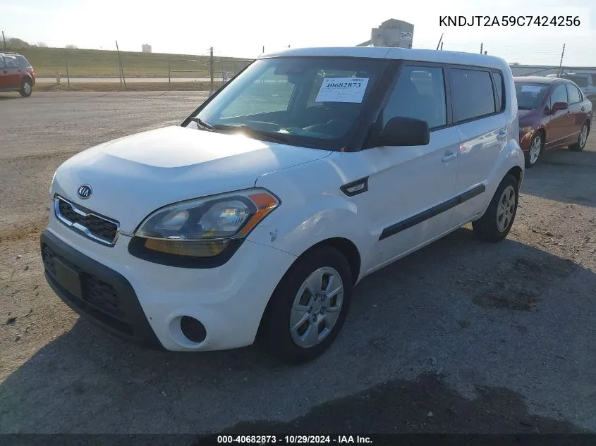 2012 Kia Soul VIN: KNDJT2A59C7424256 Lot: 40682873