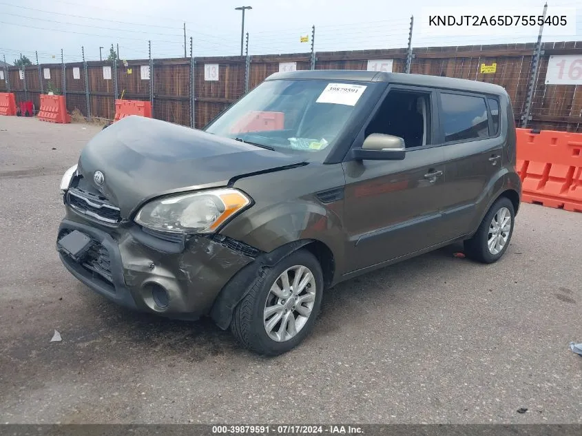 2013 Kia Soul + VIN: KNDJT2A65D7555405 Lot: 39879591