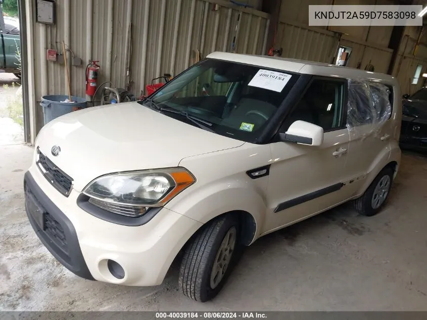 KNDJT2A59D7583098 2013 Kia Soul