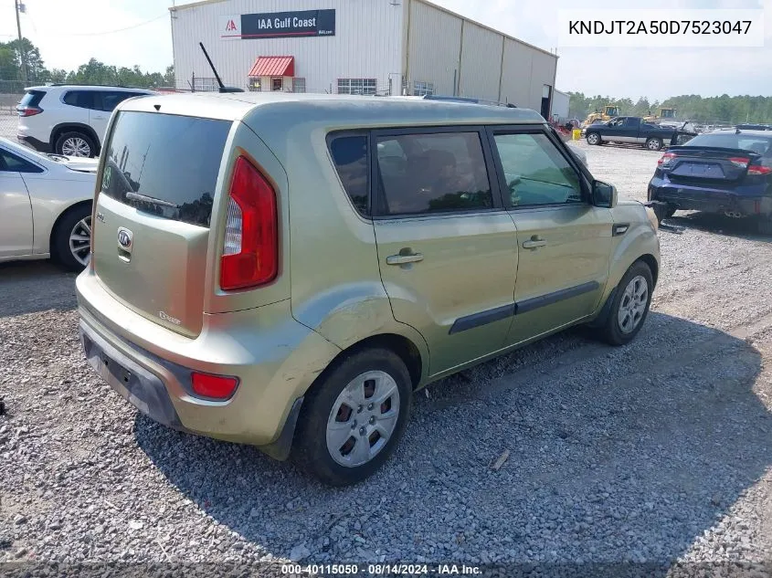 KNDJT2A50D7523047 2013 Kia Soul