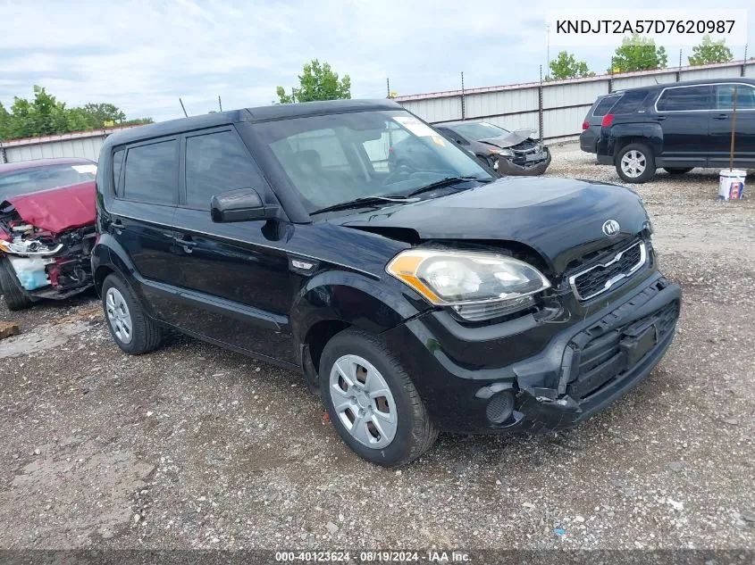 2013 Kia Soul VIN: KNDJT2A57D7620987 Lot: 40123624