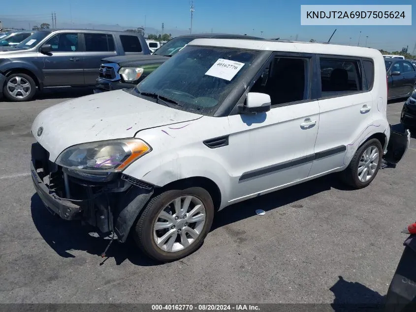 2013 Kia Soul + VIN: KNDJT2A69D7505624 Lot: 40162770