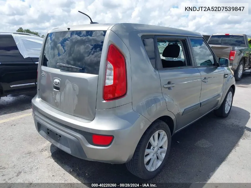 KNDJT2A52D7539847 2013 Kia Soul