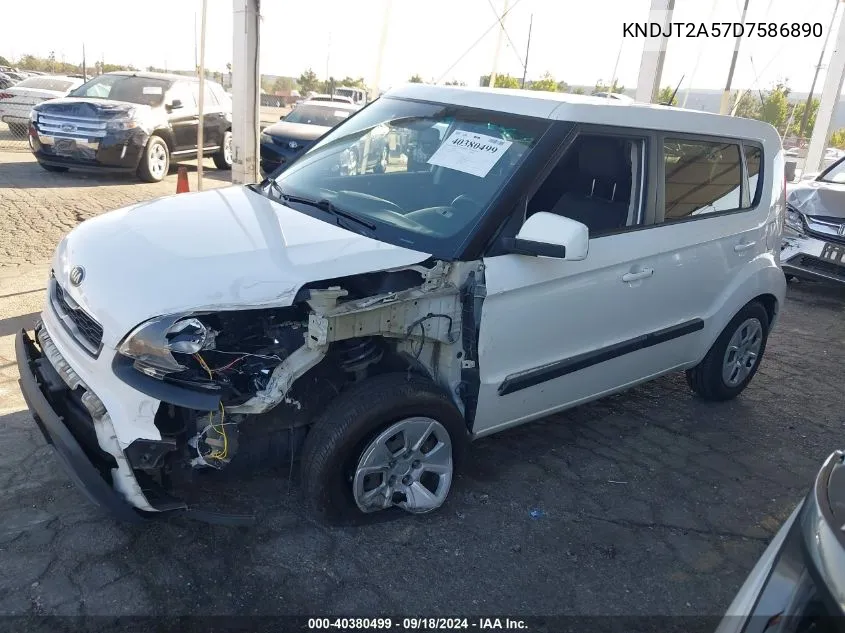 KNDJT2A57D7586890 2013 Kia Soul