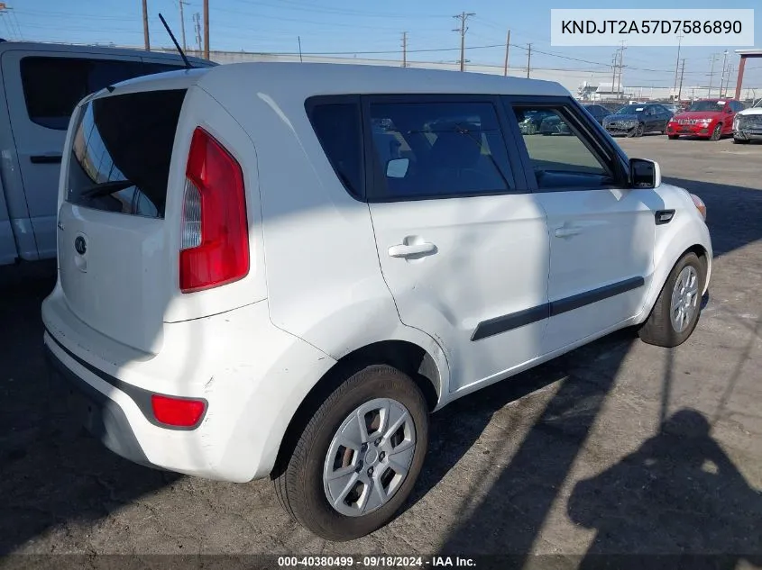 KNDJT2A57D7586890 2013 Kia Soul