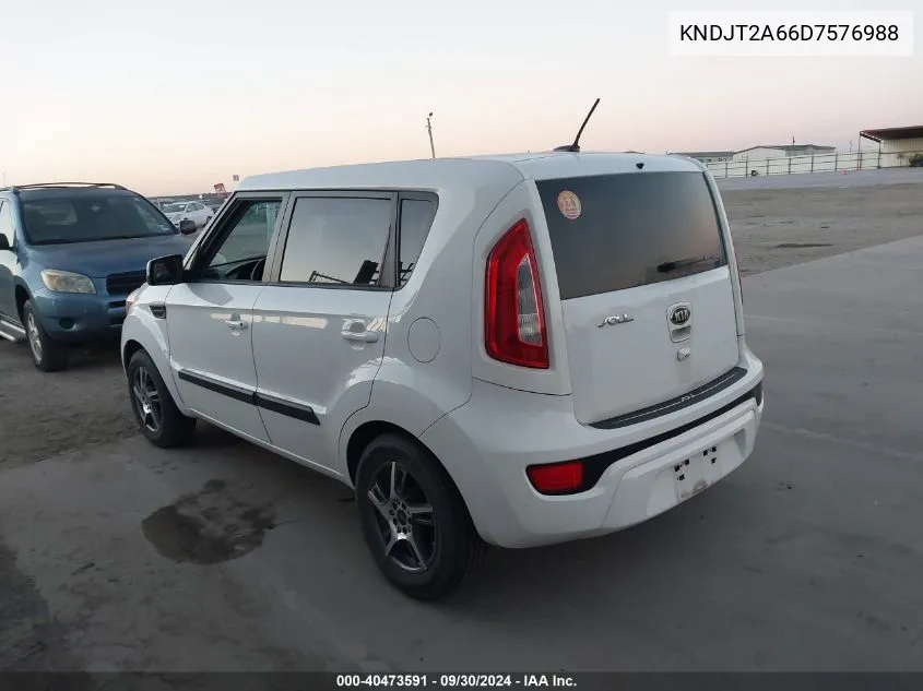 KNDJT2A66D7576988 2013 Kia Soul !