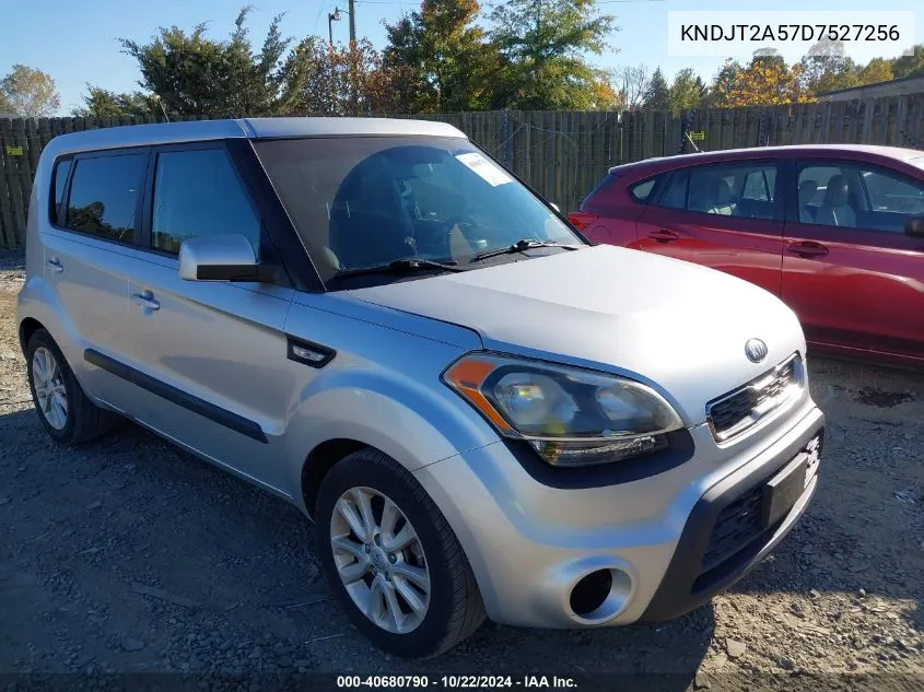 2013 Kia Soul VIN: KNDJT2A57D7527256 Lot: 40680790