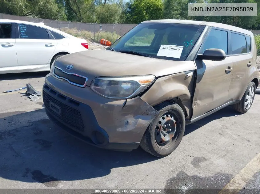 2014 Kia Soul VIN: KNDJN2A25E7095039 Lot: 40220889