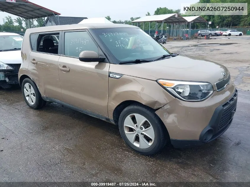 KNDJN2A26G7250944 2016 Kia Soul