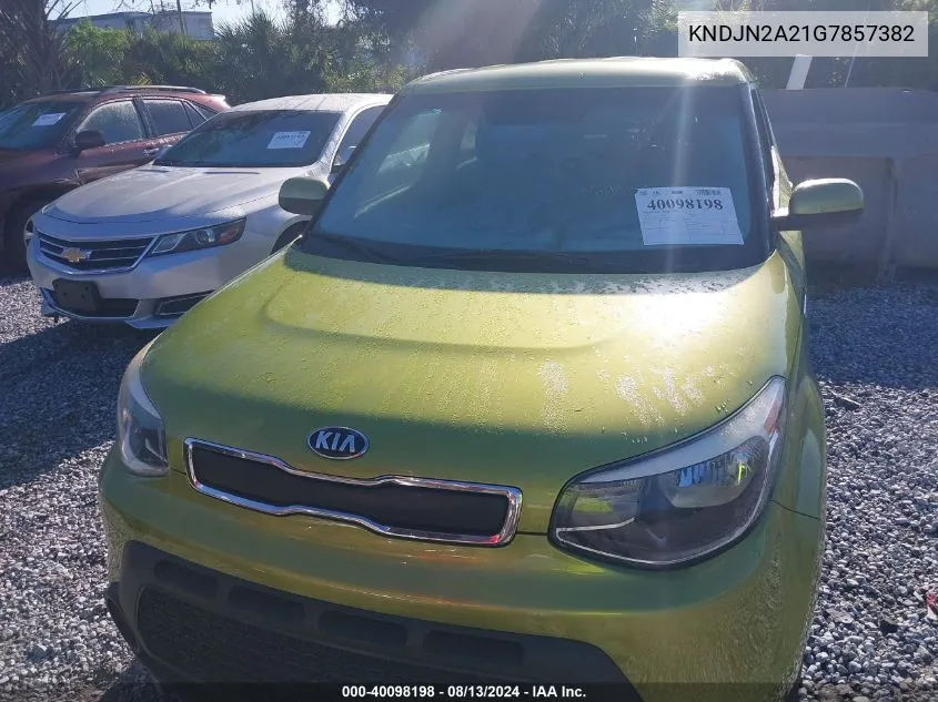 KNDJN2A21G7857382 2016 Kia Soul