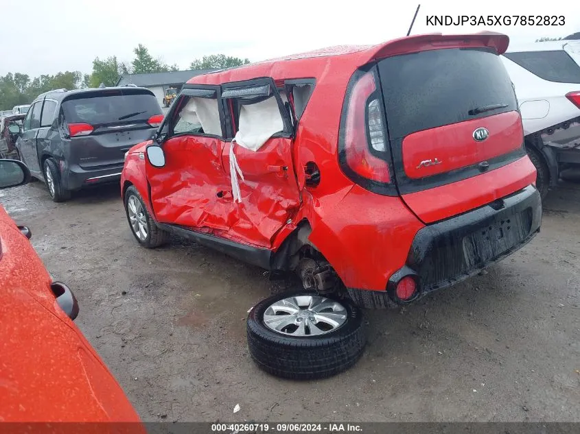 2016 Kia Soul + VIN: KNDJP3A5XG7852823 Lot: 40260719