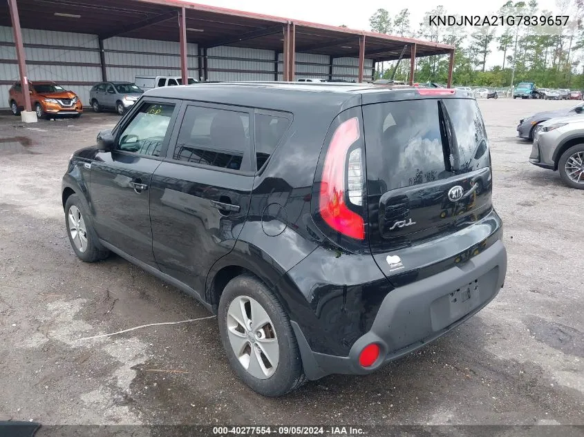 KNDJN2A21G7839657 2016 Kia Soul