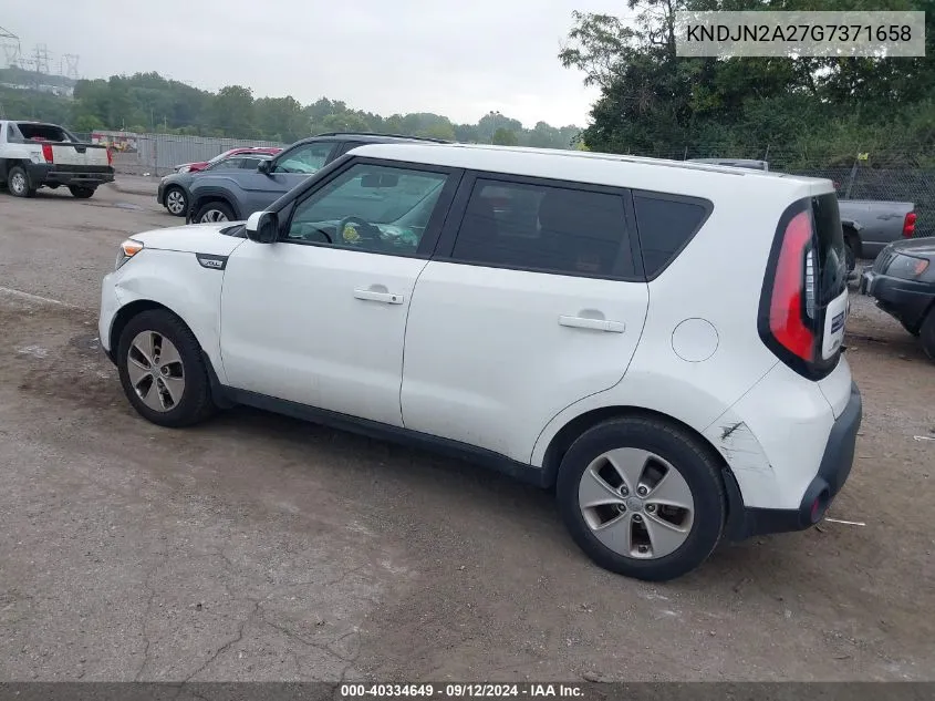 KNDJN2A27G7371658 2016 Kia Soul