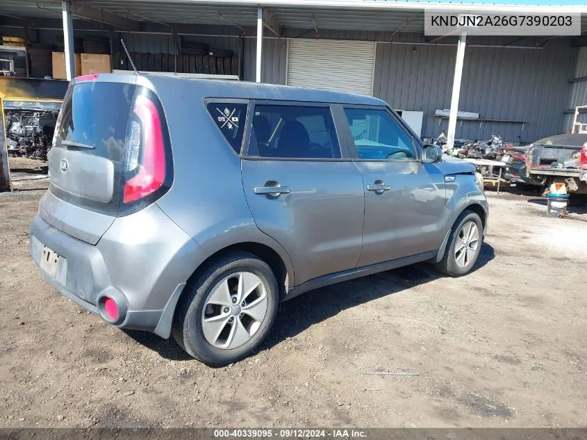 KNDJN2A26G7390203 2016 Kia Soul