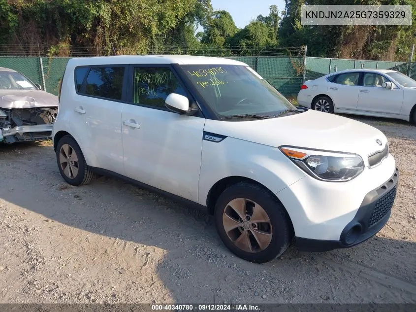 KNDJN2A25G7359329 2016 Kia Soul