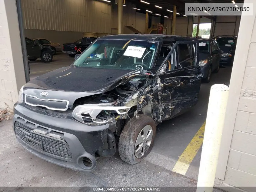 KNDJN2A29G7307850 2016 Kia Soul