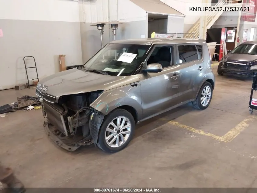 KNDJP3A52J7537621 2018 Kia Soul +