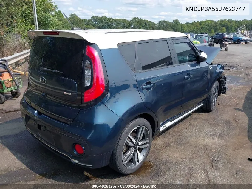 KNDJP3A55J7623747 2018 Kia Soul +