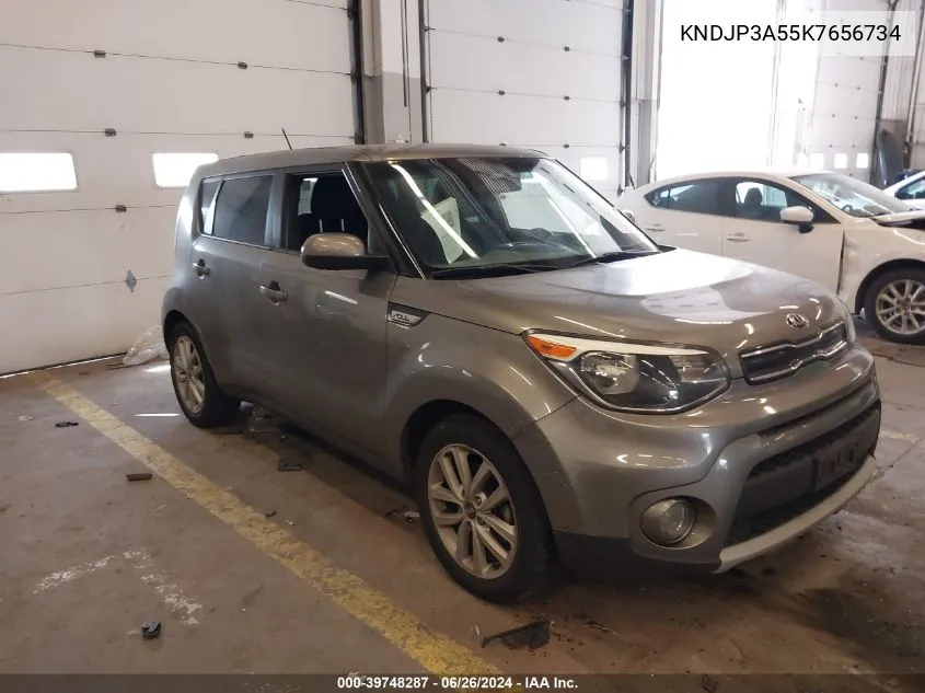 KNDJP3A55K7656734 2019 Kia Soul +