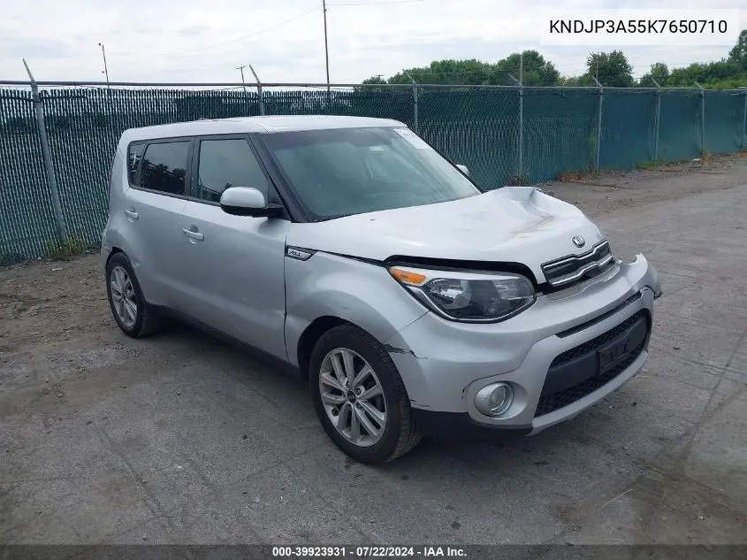 KNDJP3A55K7650710 2019 Kia Soul +