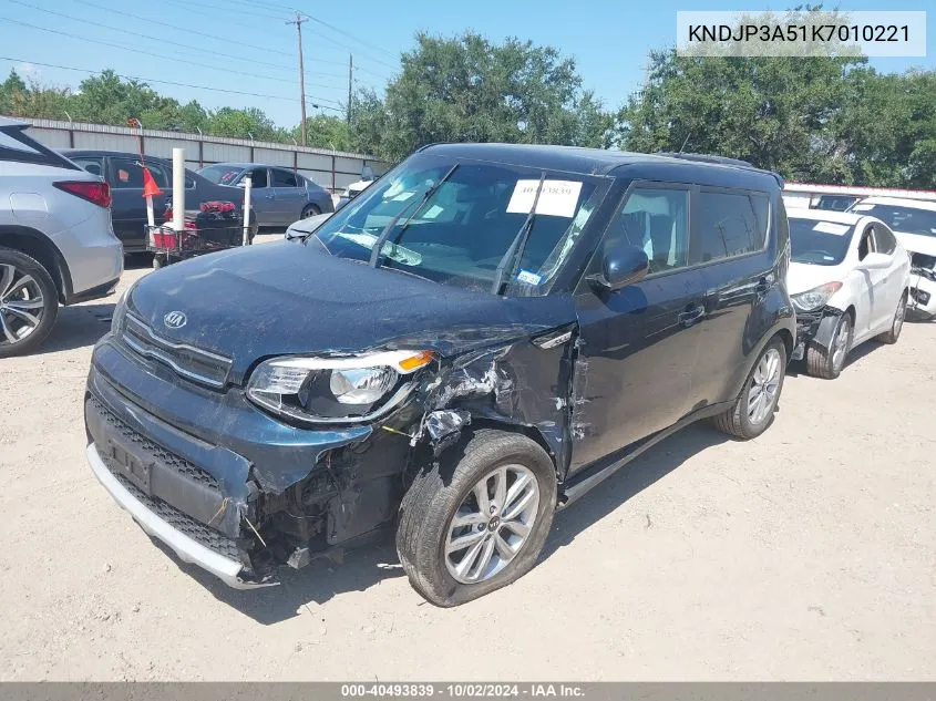 KNDJP3A51K7010221 2019 Kia Soul +