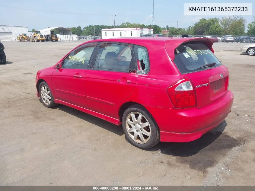 2006 Kia Spectra5 VIN: KNAFE161365372233 Lot: 40008298