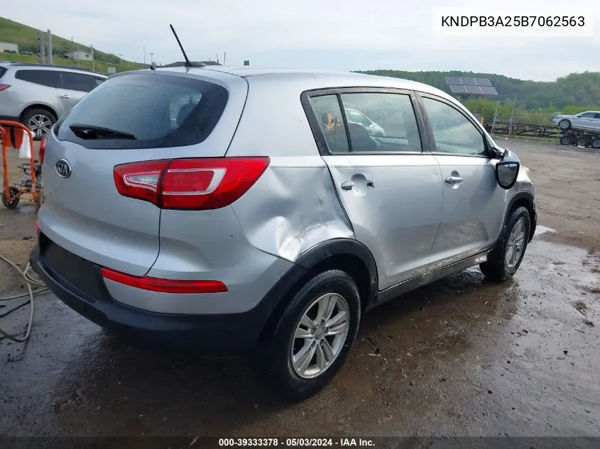 KNDPB3A25B7062563 2011 Kia Sportage