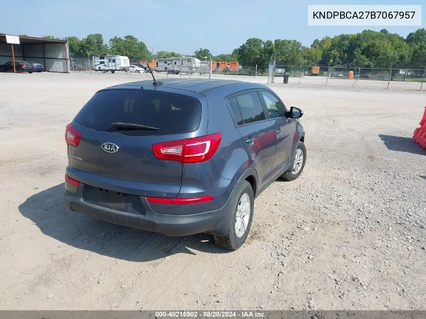 KNDPBCA27B7067957 2011 Kia Sportage Lx