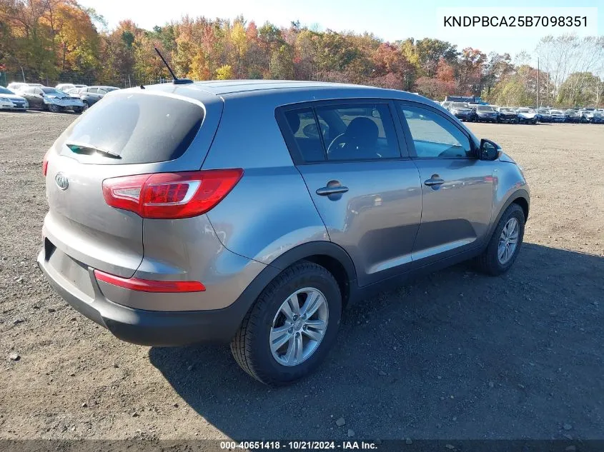 2011 Kia Sportage Lx VIN: KNDPBCA25B7098351 Lot: 40651418